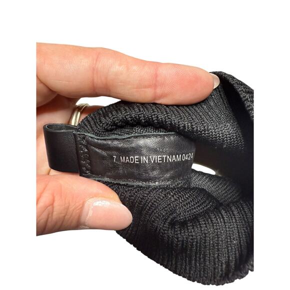 Everlane Bootie Women 7 Black Sock Bootie The Glove Rib Knit Ankle ReKnit - Picture 7 of 8